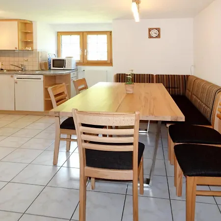 Chalet Bergkrone 公寓 *